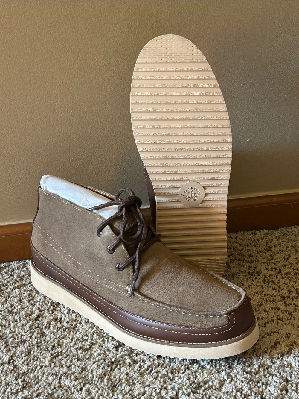 Dockers Men's Calgary Moc Toe Boots taupe suede upper leather trim size 11